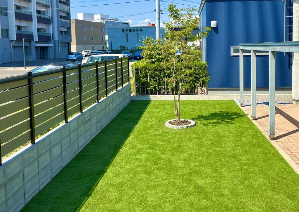 エクステリア　外構　中庭　弘前市